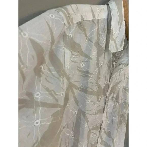 MONUMENT‎ MEN'S SHIRT SIZE MEDIUM WHITE/BEIGE FLORAL SHORT SLEEVES BUTTON DOWN - Picture 3 of 7